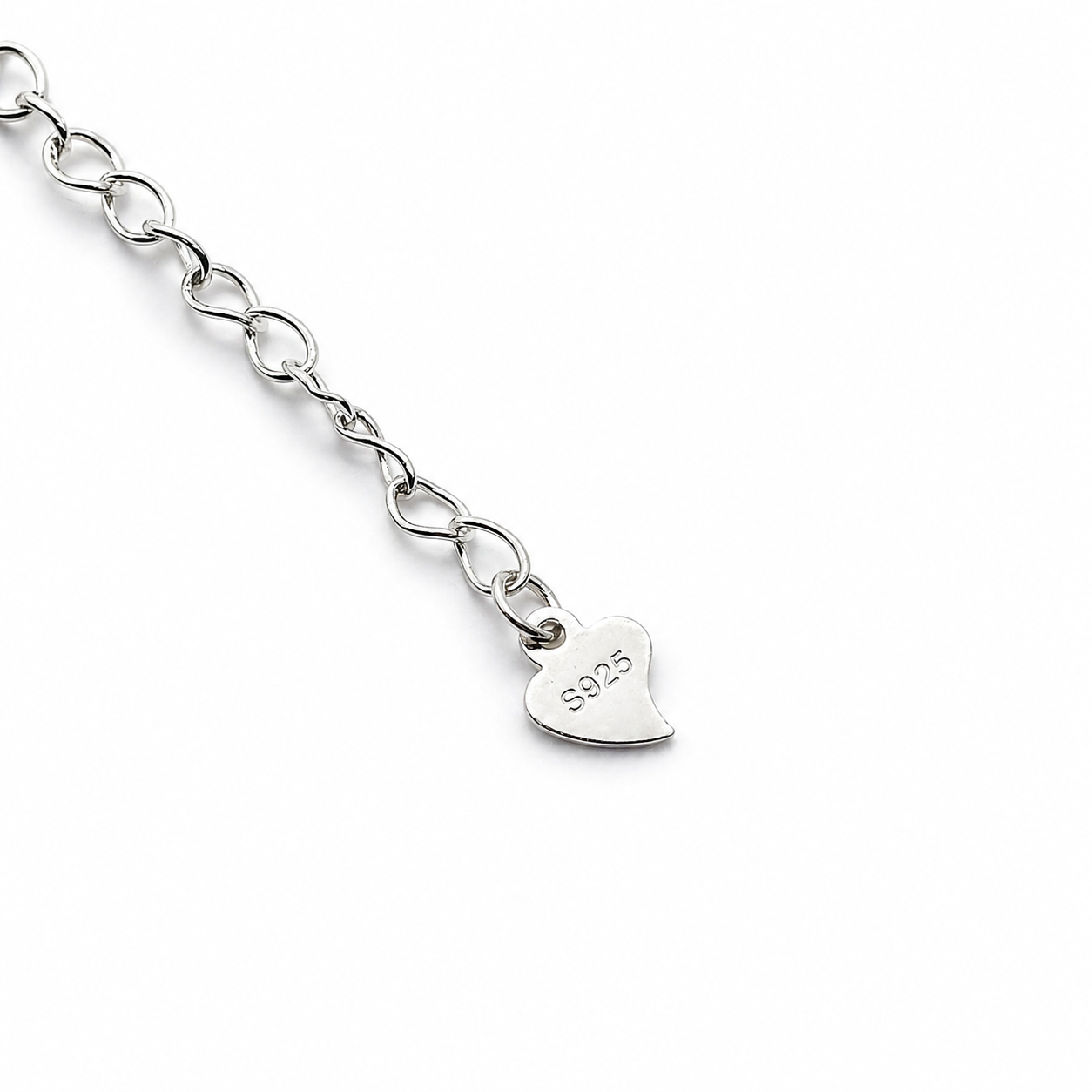 Maa’s Love Bracelet — 925 Silver Mother’s Day Special