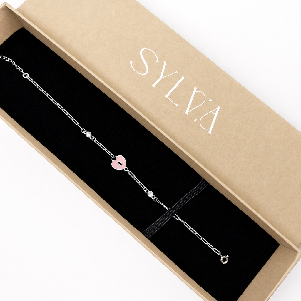 Blush Charm 925 Silver Bracelet - Heart Edition