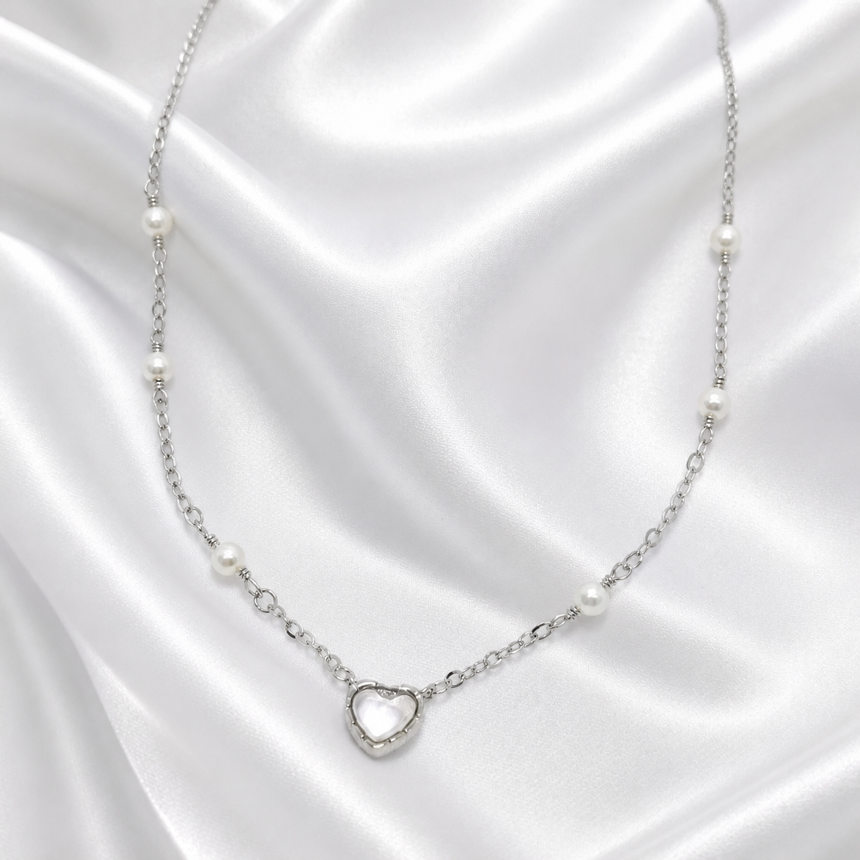 925 Silver Heart Pearl Necklace – Dainty Chain for Women