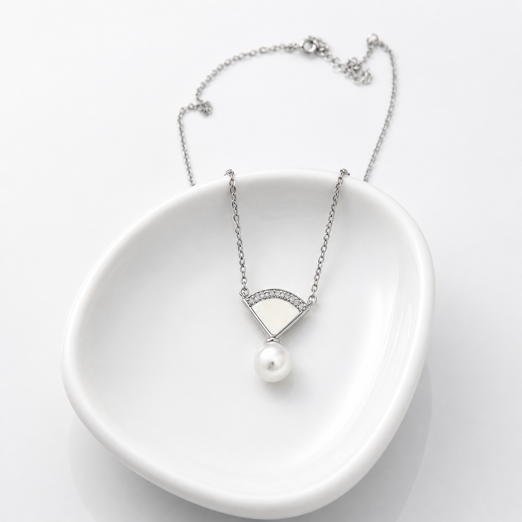 Luxe Loop 925 Silver Necklace