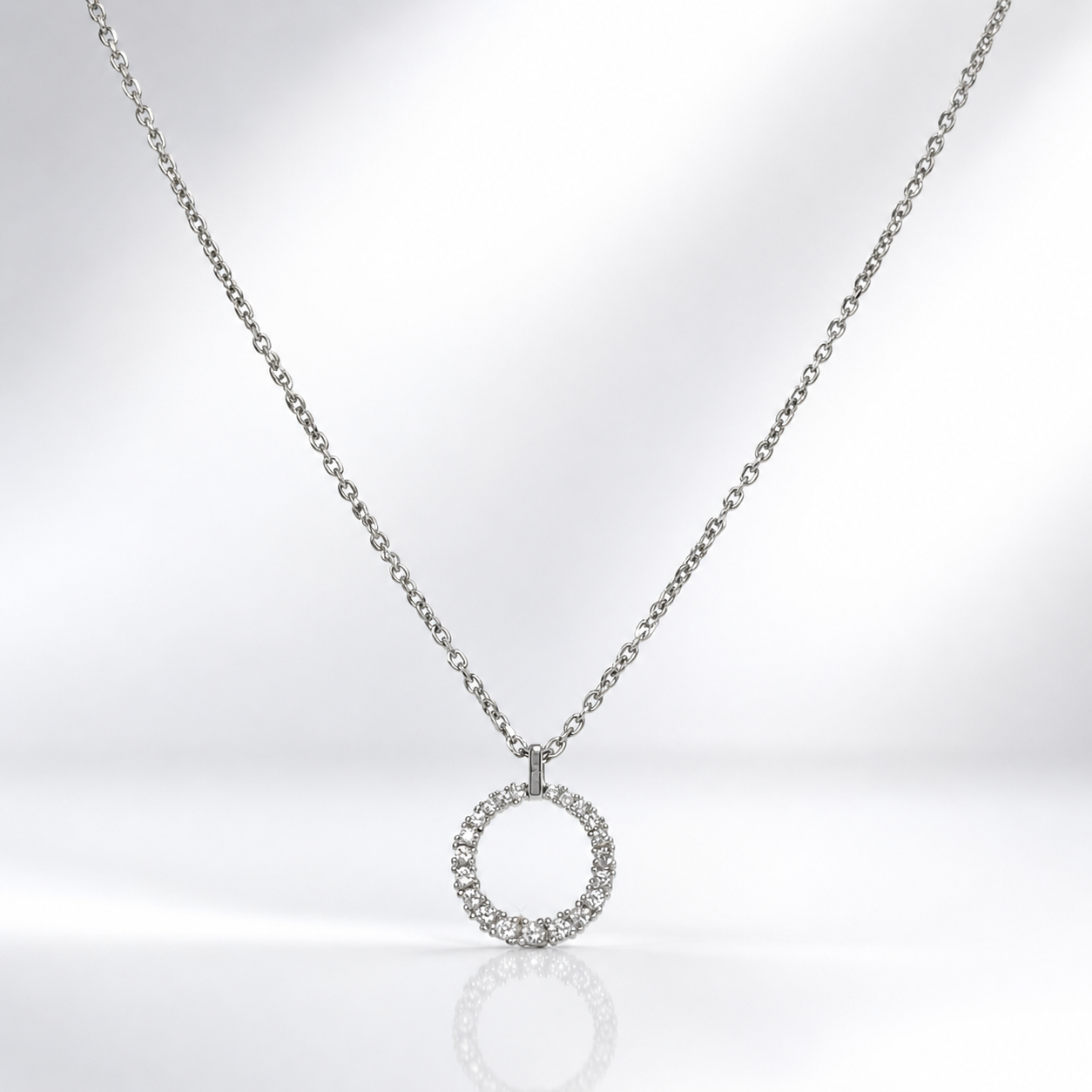 925 Silver Circle Diamond Pendant Necklace – Elegant Everyday Chain