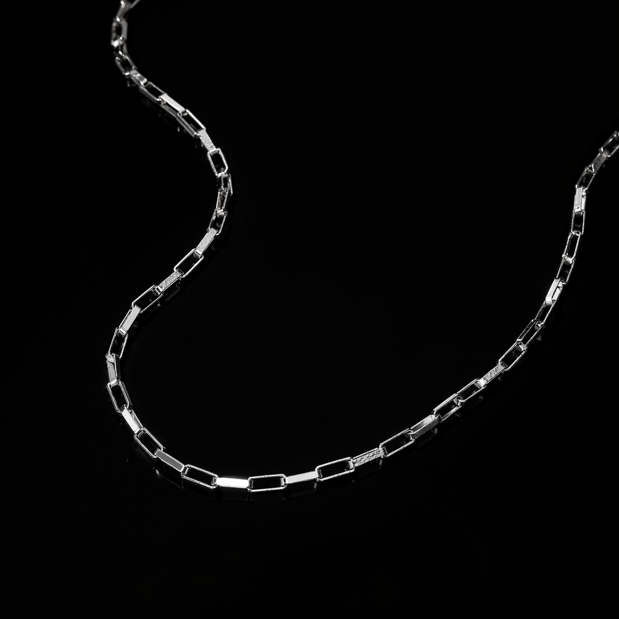 Minimalist Rectangle box 925 Silver Chain - For nights you’ll remember.
