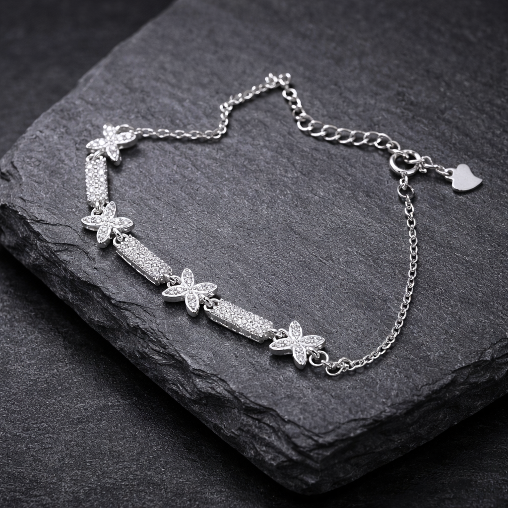 Modern Drift 925 Silver Bracelet - Everyday silver for ambitious women.