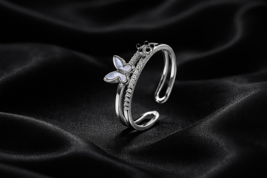Whimsical Adjustable Butterfly Ring in Sterling Silver – Delicate Nature-Inspired Jewelry