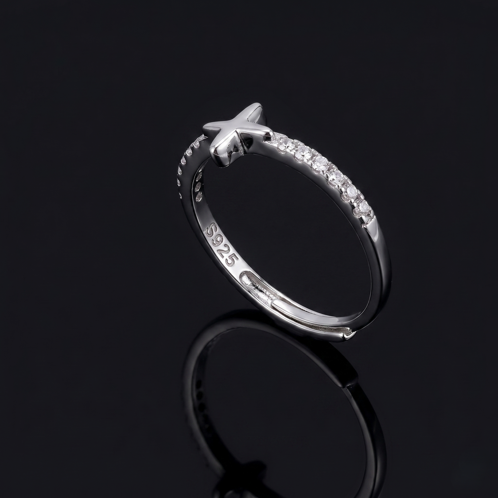 Minimal Silver Ring with Sparkling Star Design