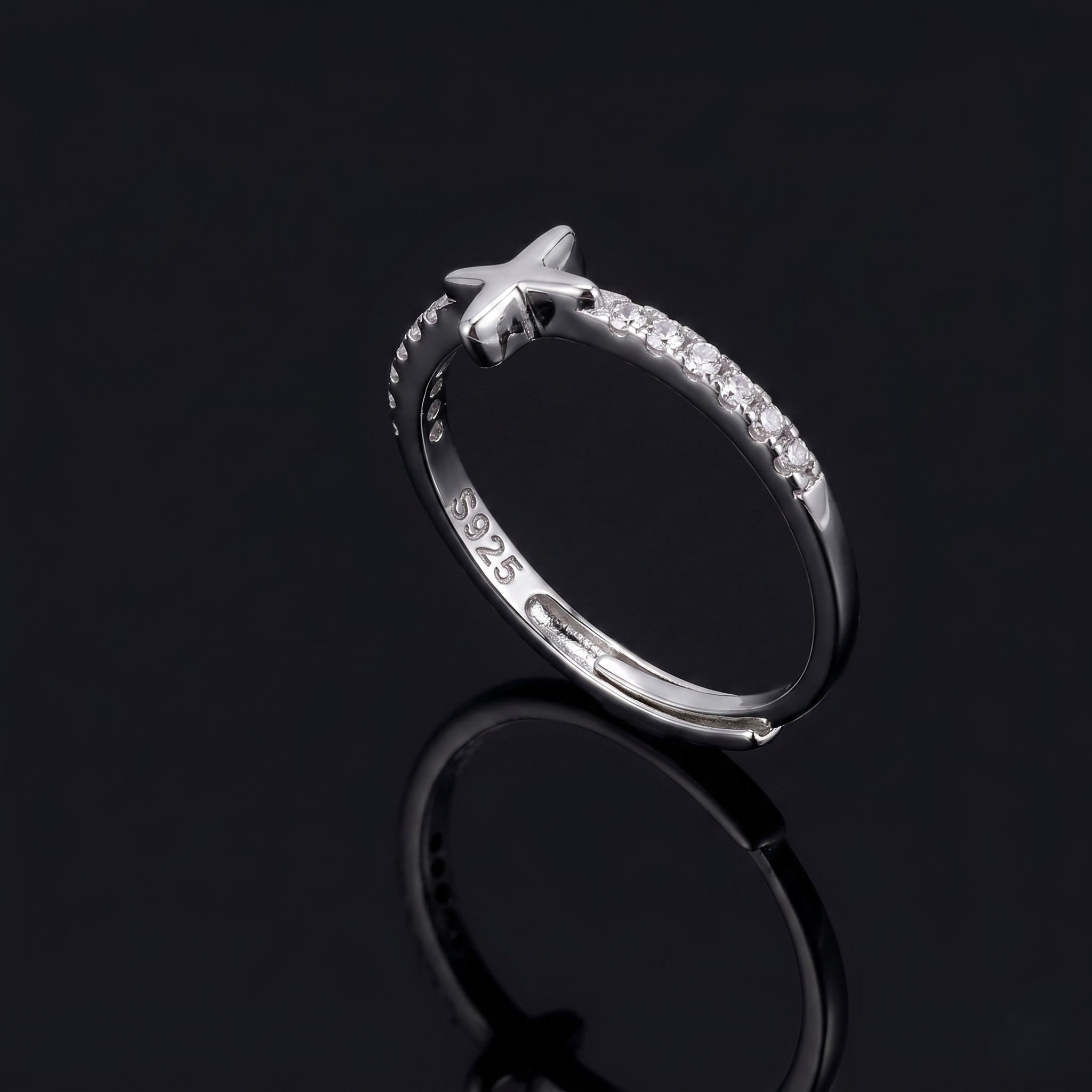 Minimal Silver Ring with Sparkling Star Design