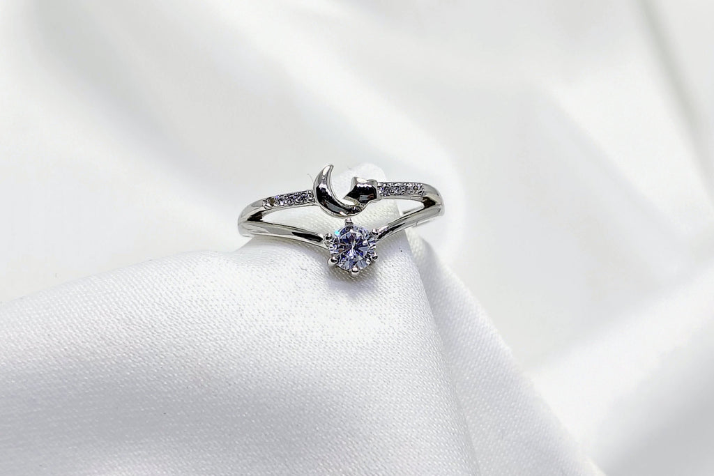 Silver ring with a  moon star
