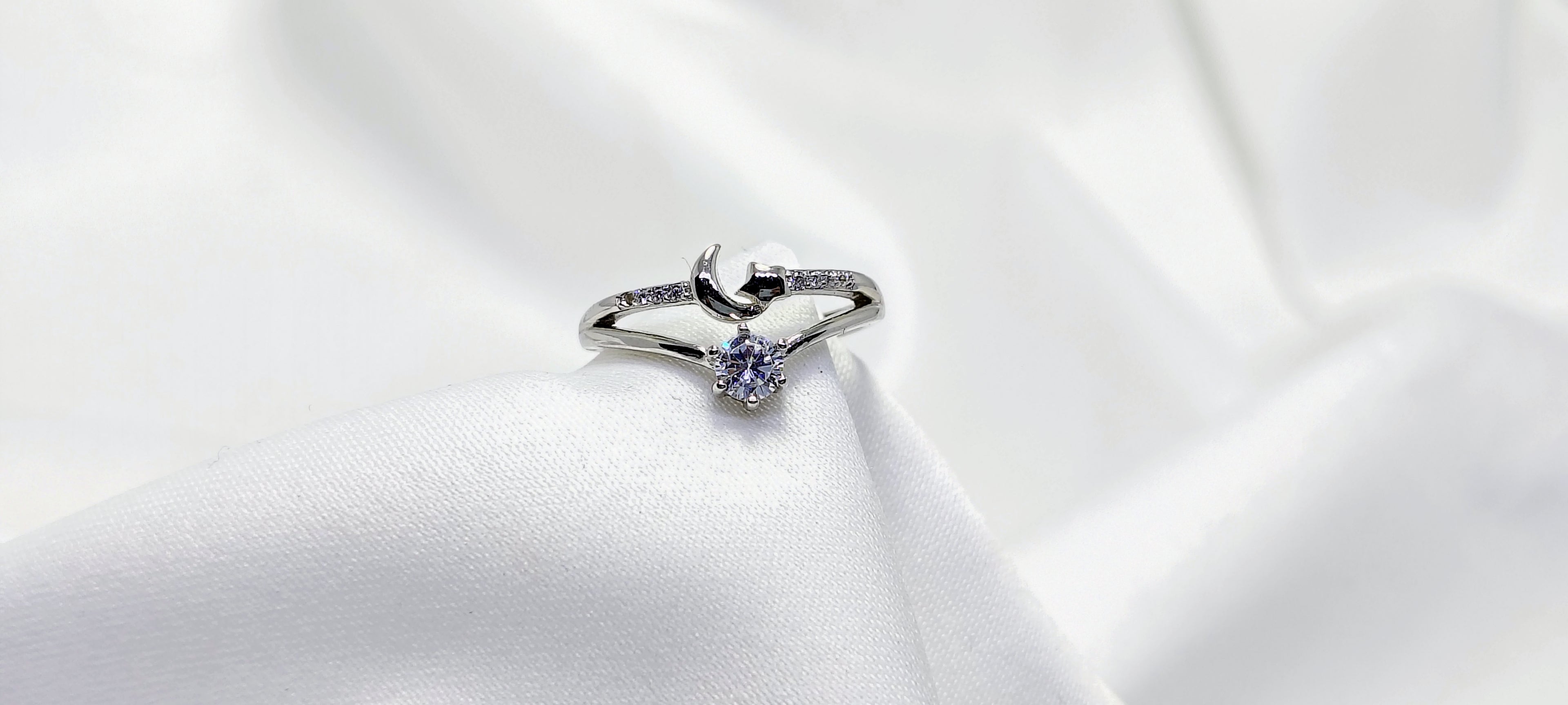 Silver ring with a  moon star
