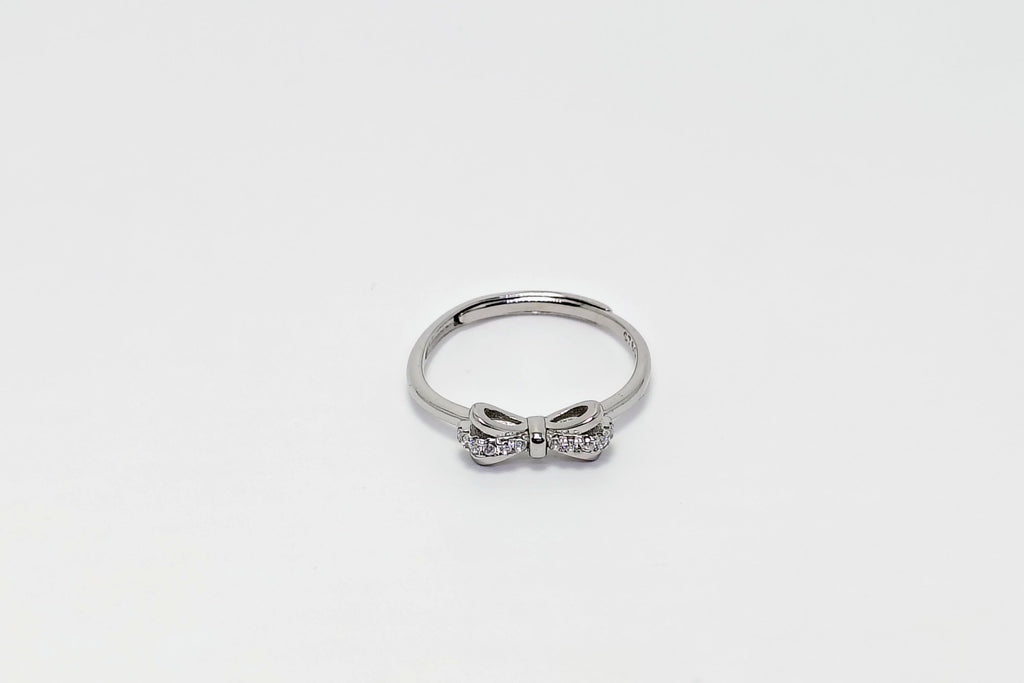 Silver ring with small stones 