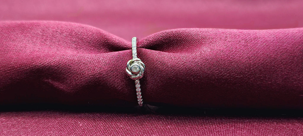 Rose Flower 925 Silver Ring - Designed to catch the light beautifully.