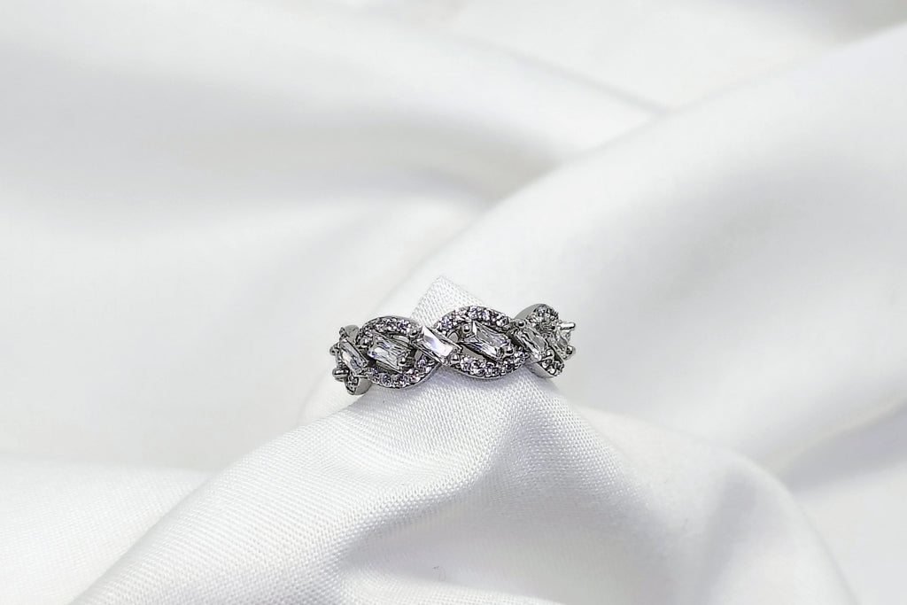 Silver ring with a diamond 