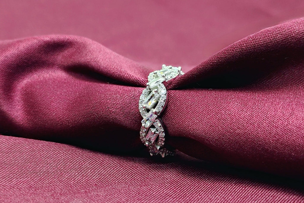 Silver Nova Grace Ring
