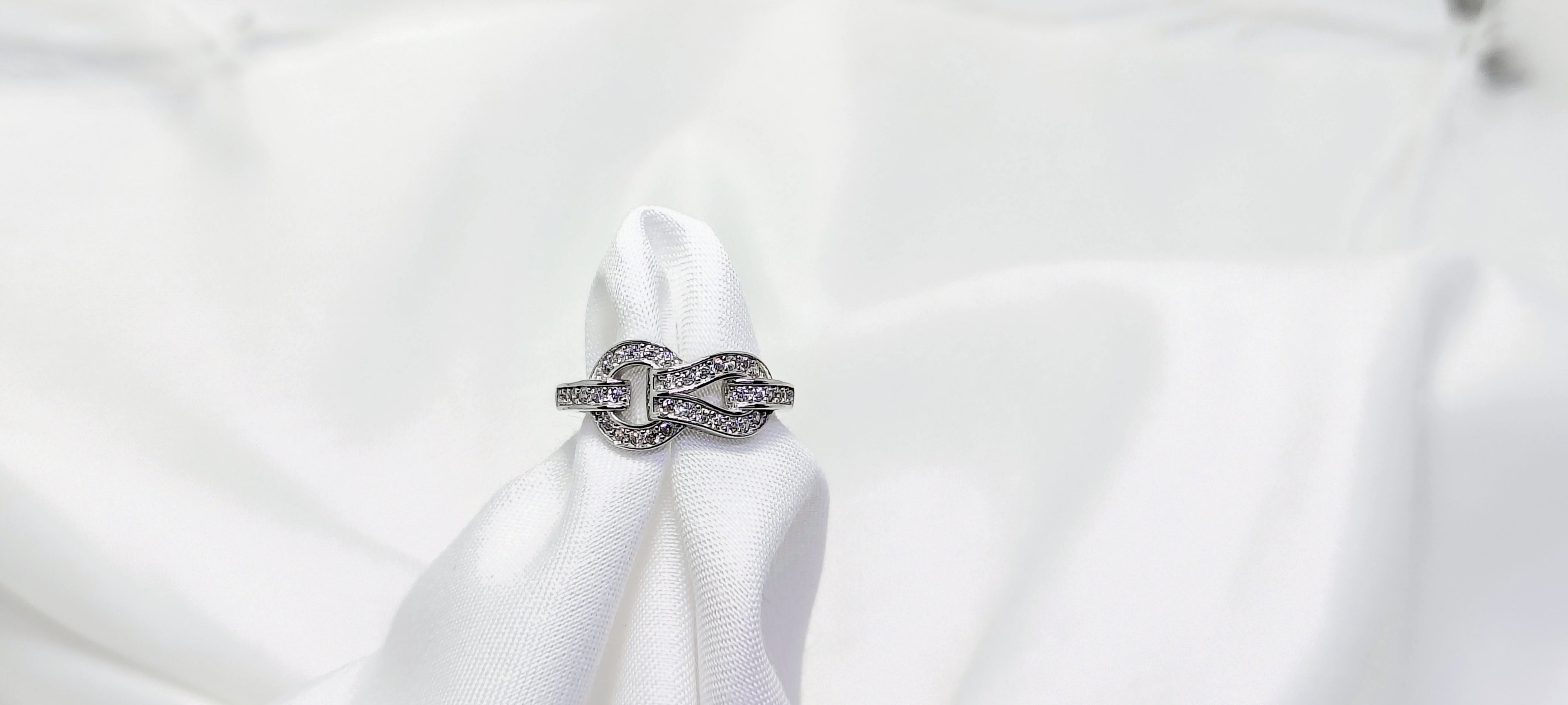 Classic 925 Sterling Silver Ring – Sleek & Modern