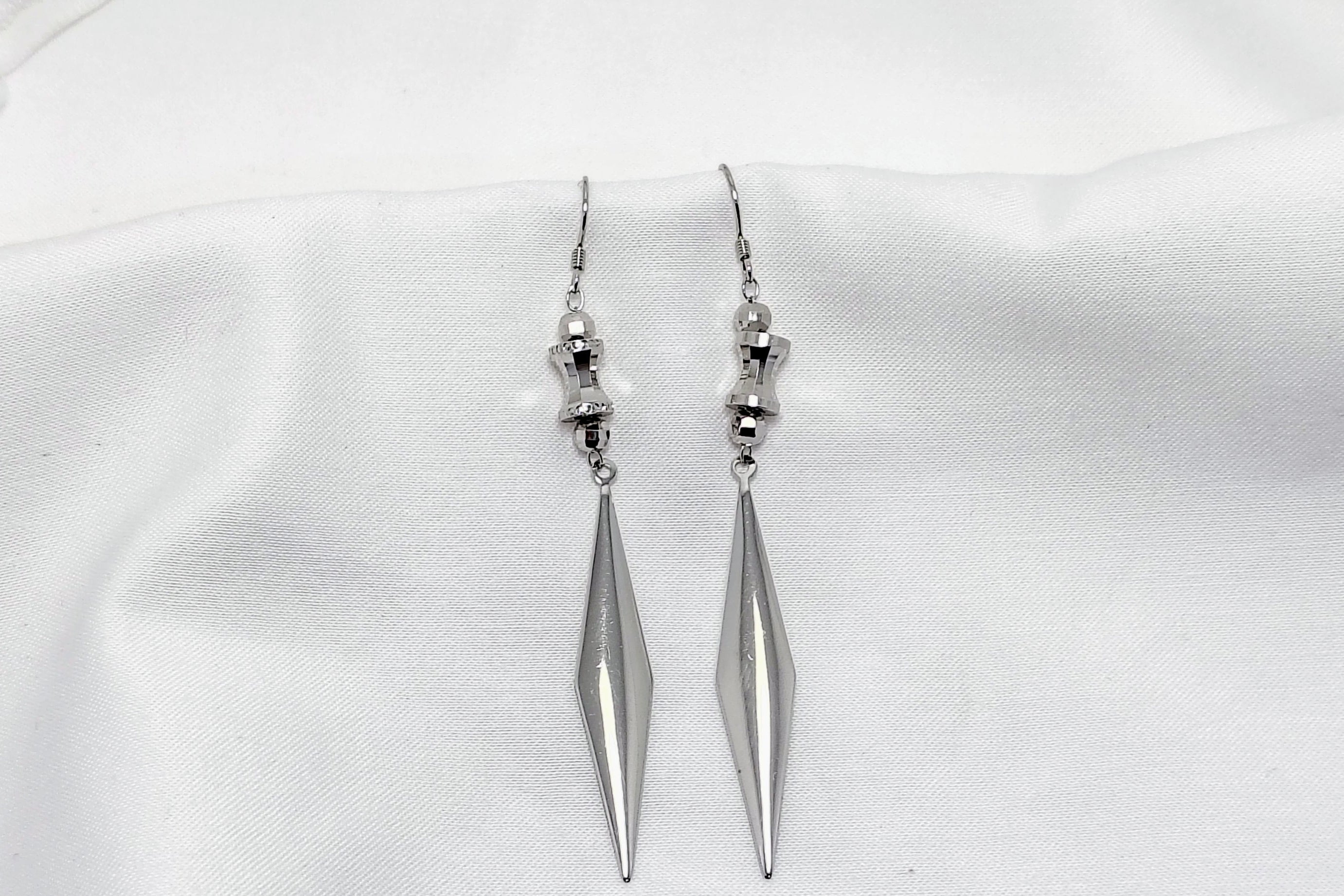 Silver Luxurious & Emotional 925 Earring - Work hard. Shine harder.
