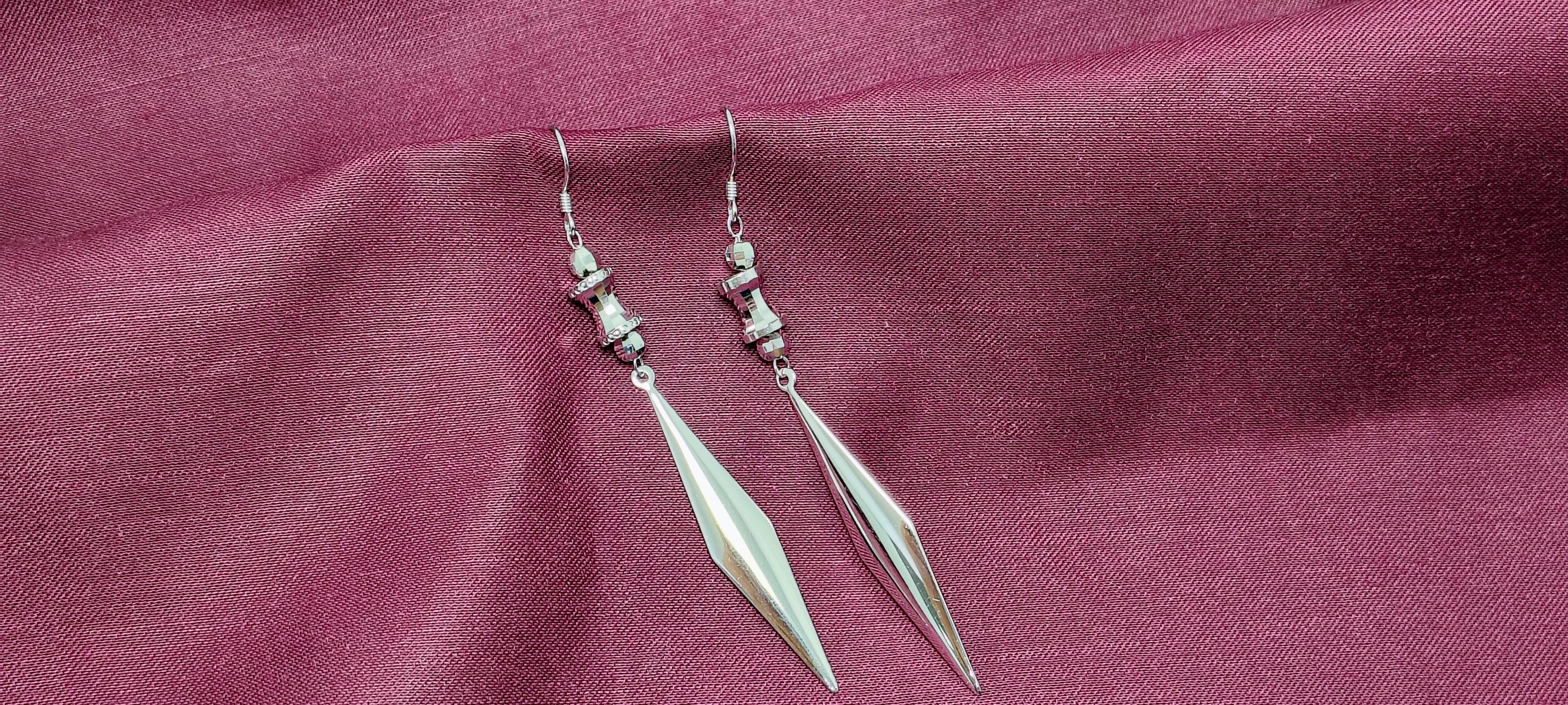 Silver Luxurious & Emotional 925 Earring - Work hard. Shine harder.