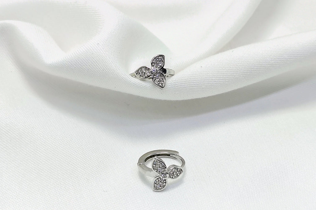 Silver Everyday Essential  Round Earrings - Luxury that moves with you.