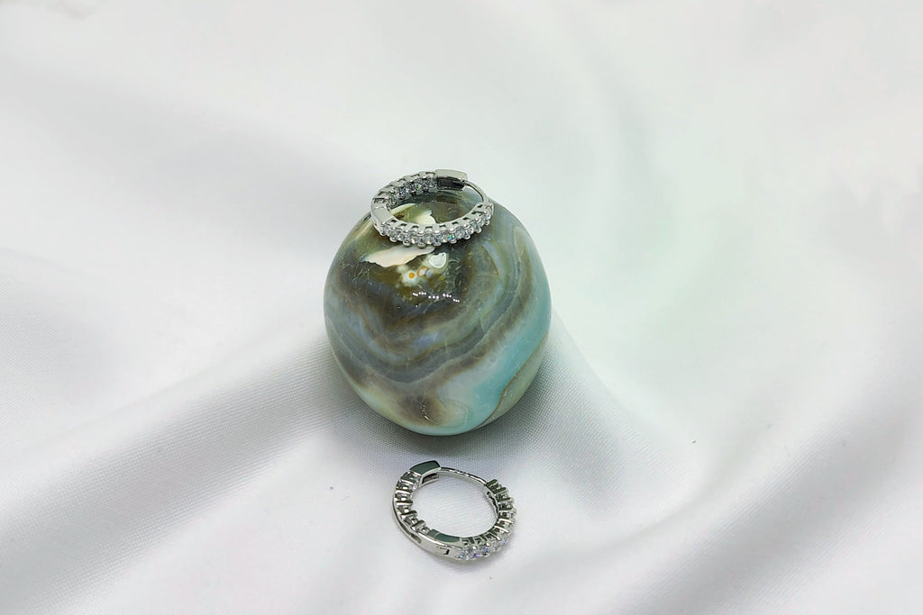 Luxury earring silver at low price