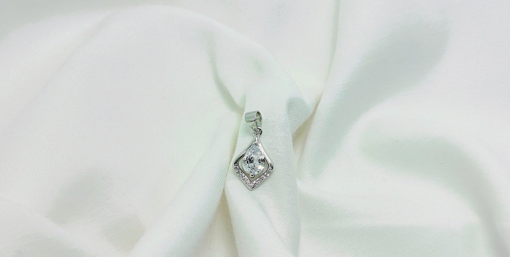 Modern Classic 925 Silver Pendant - Because confidence deserves sparkle.