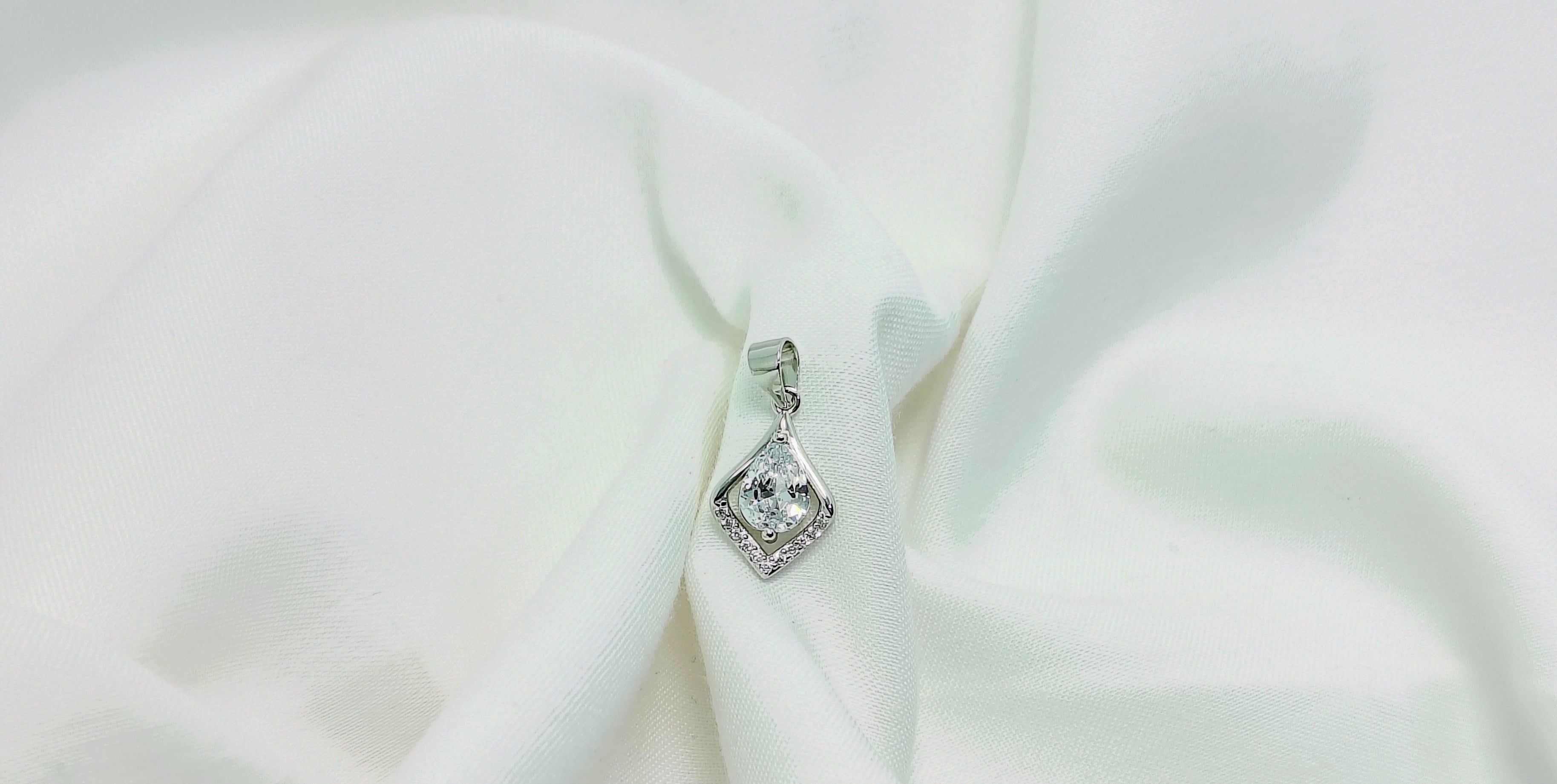 Modern Classic 925 Silver Pendant - Because confidence deserves sparkle.