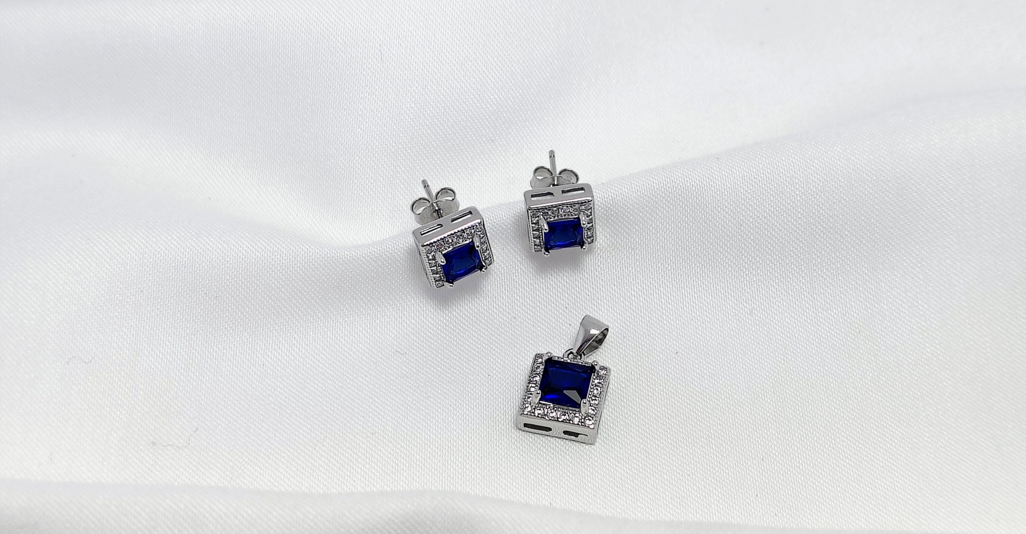 Blue Diamond 925 Silver Pendant Set - Made for everyday confidence.