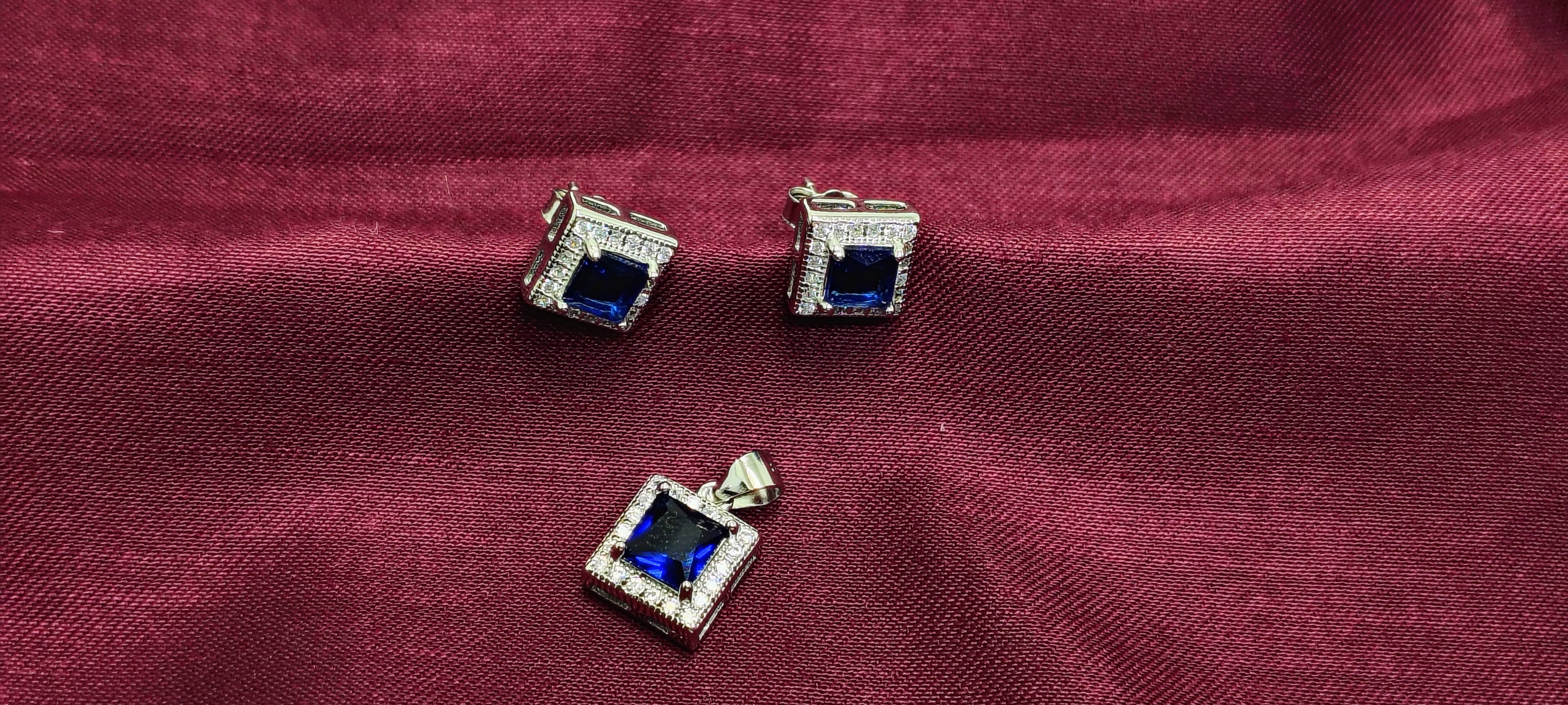 Blue Diamond 925 Silver Pendant Set - Made for everyday confidence.