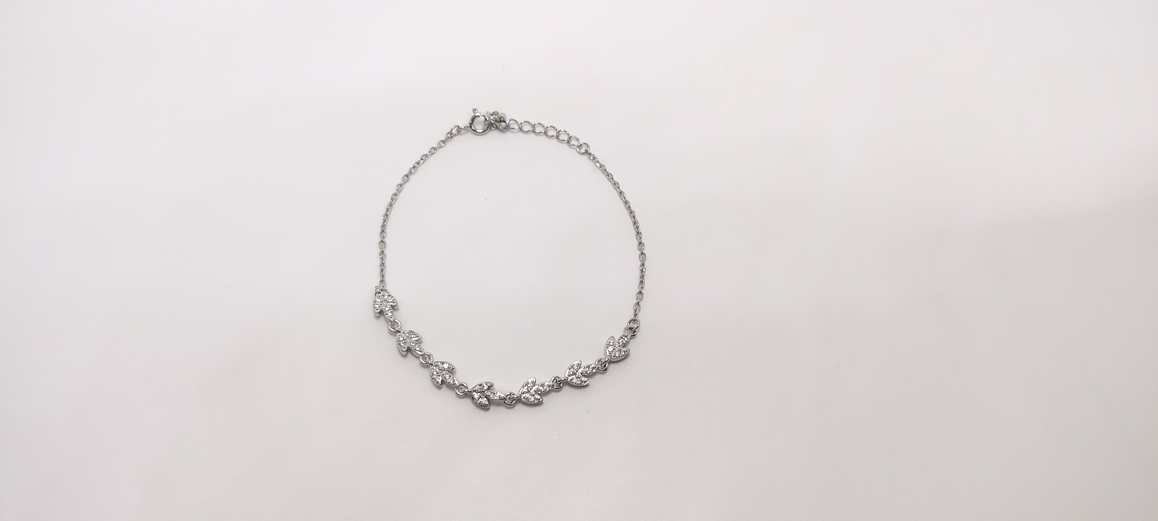 Elegant Flow 925 Silver Bracelet - Subtle enough for work, strong enough to be noticed.