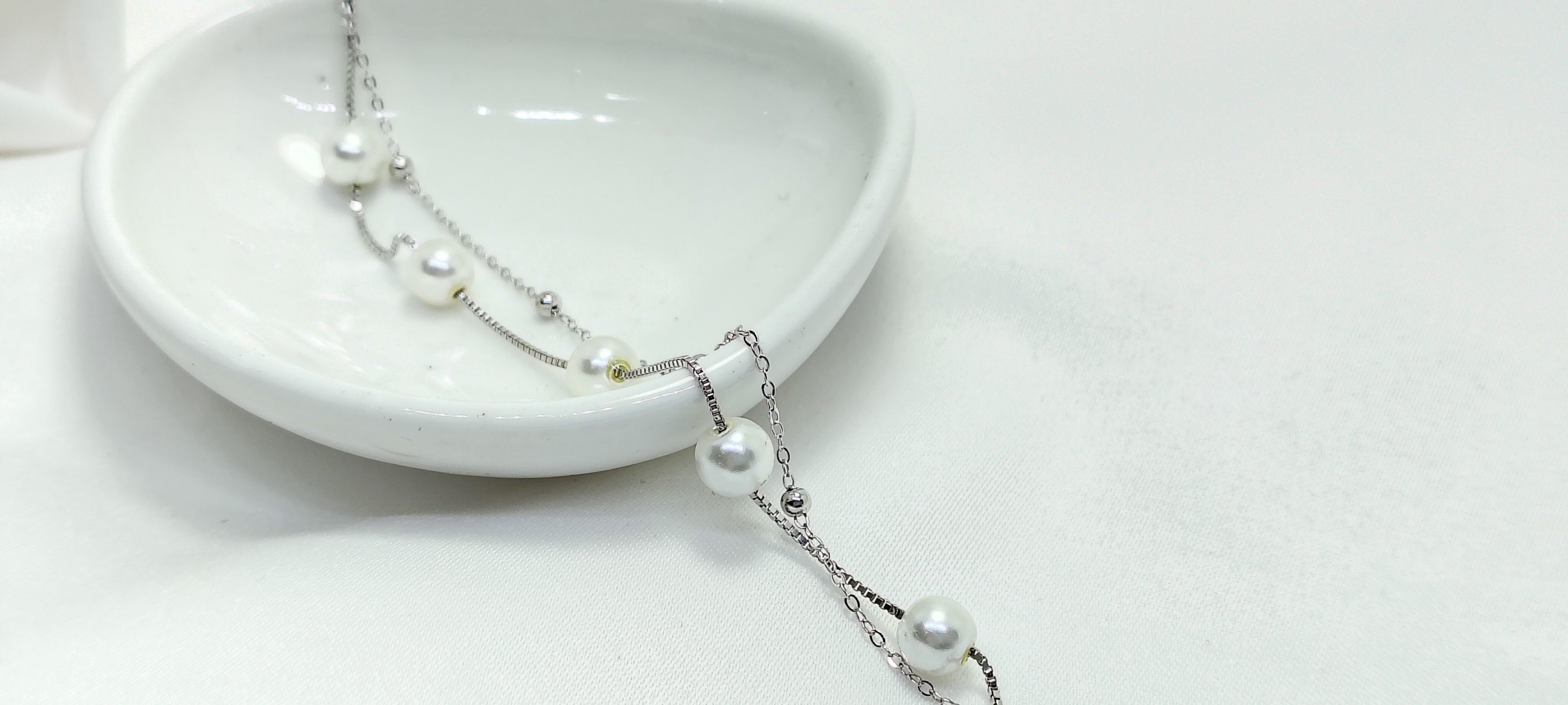 Elegant Everyday White Pearl 925 Silver Bracelet - For women who don’t wait — they build.