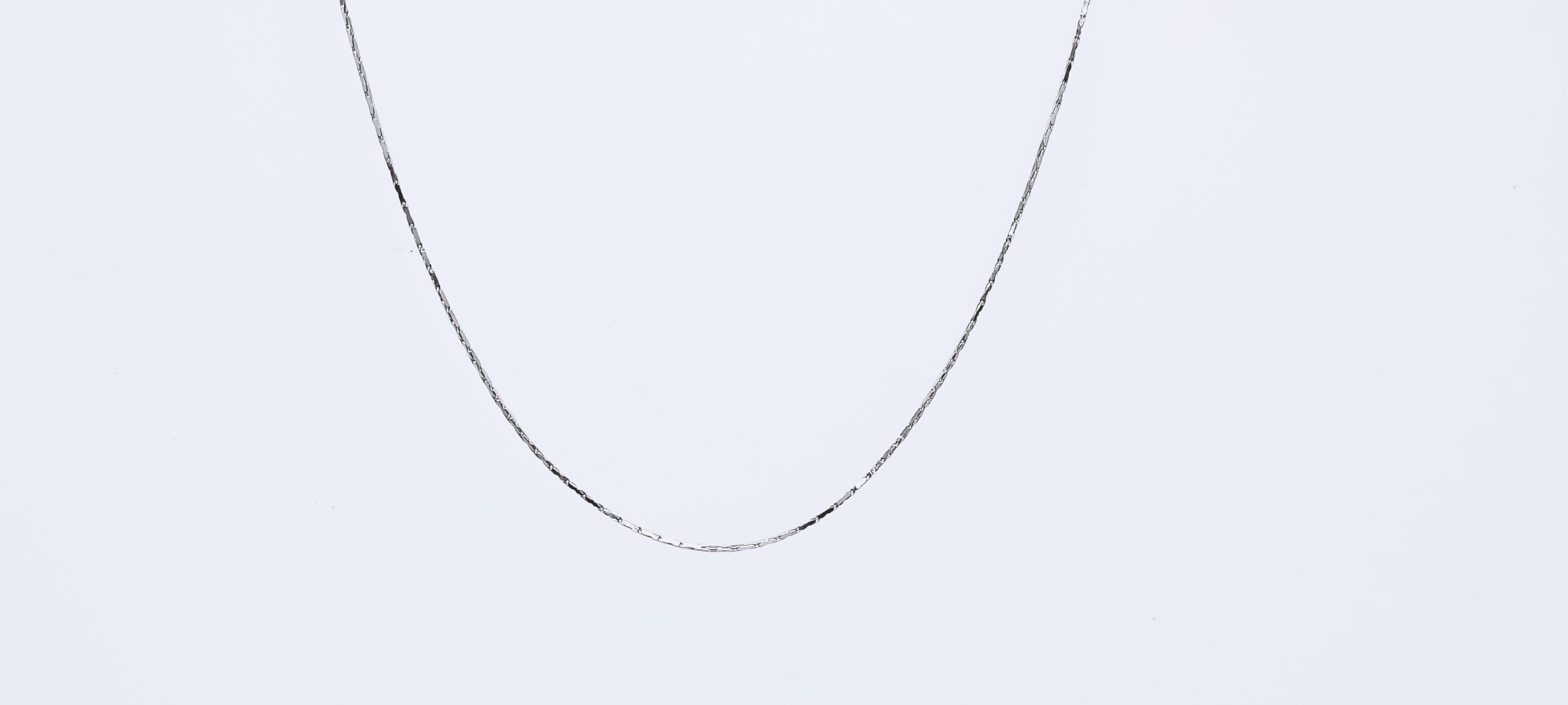 Minimal And Lightweight Silver Chain - Designed to frame your face when every eye turns.