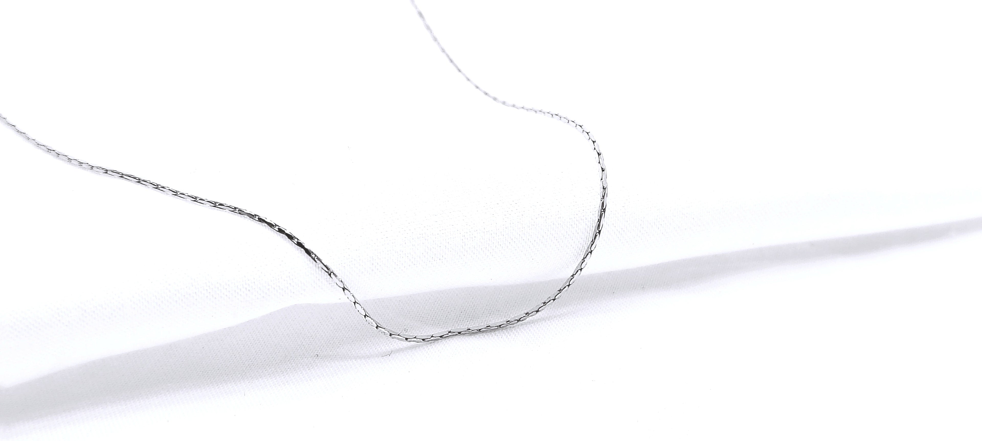 Minimal And Lightweight Silver Chain - Designed to frame your face when every eye turns.