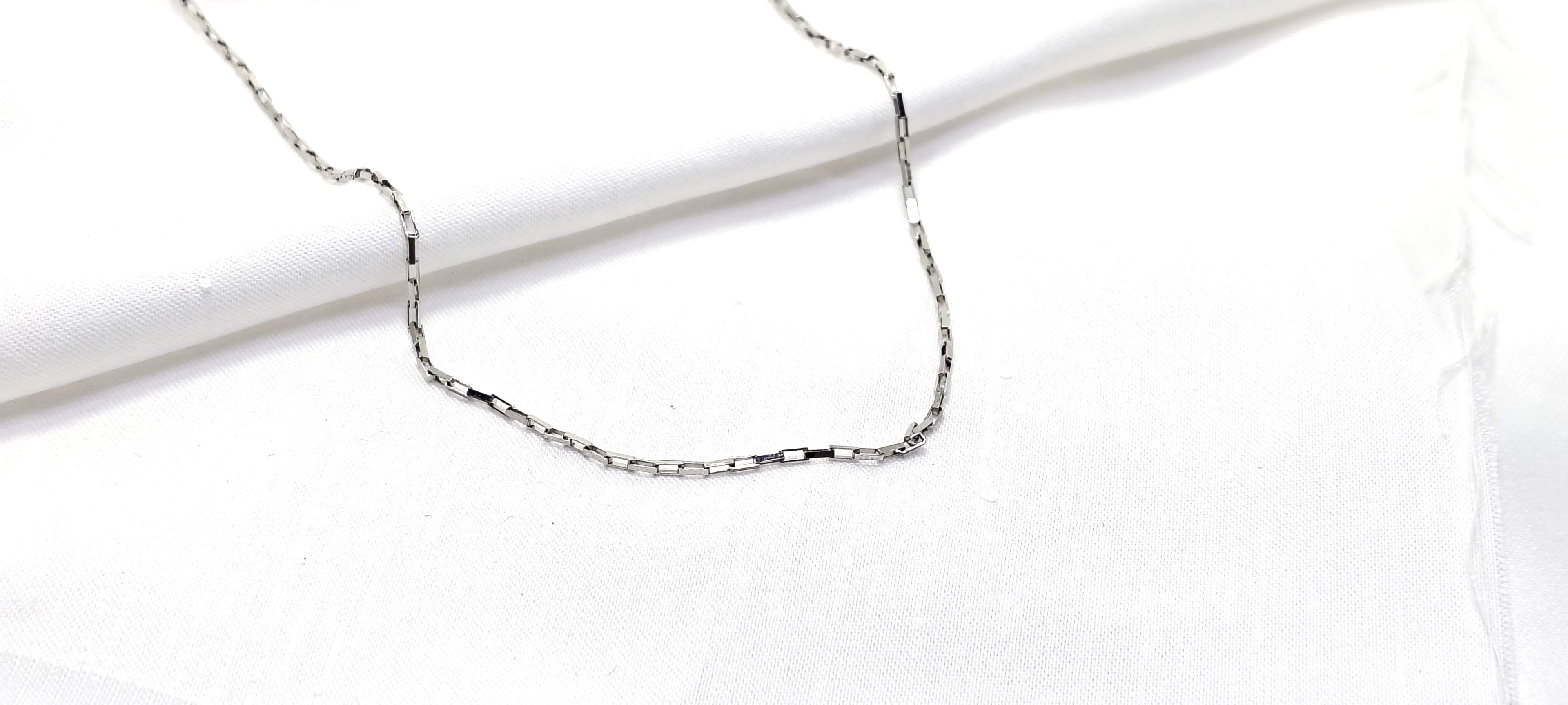 Minimalist Rectangle box 925 Silver Chain - For nights you’ll remember.