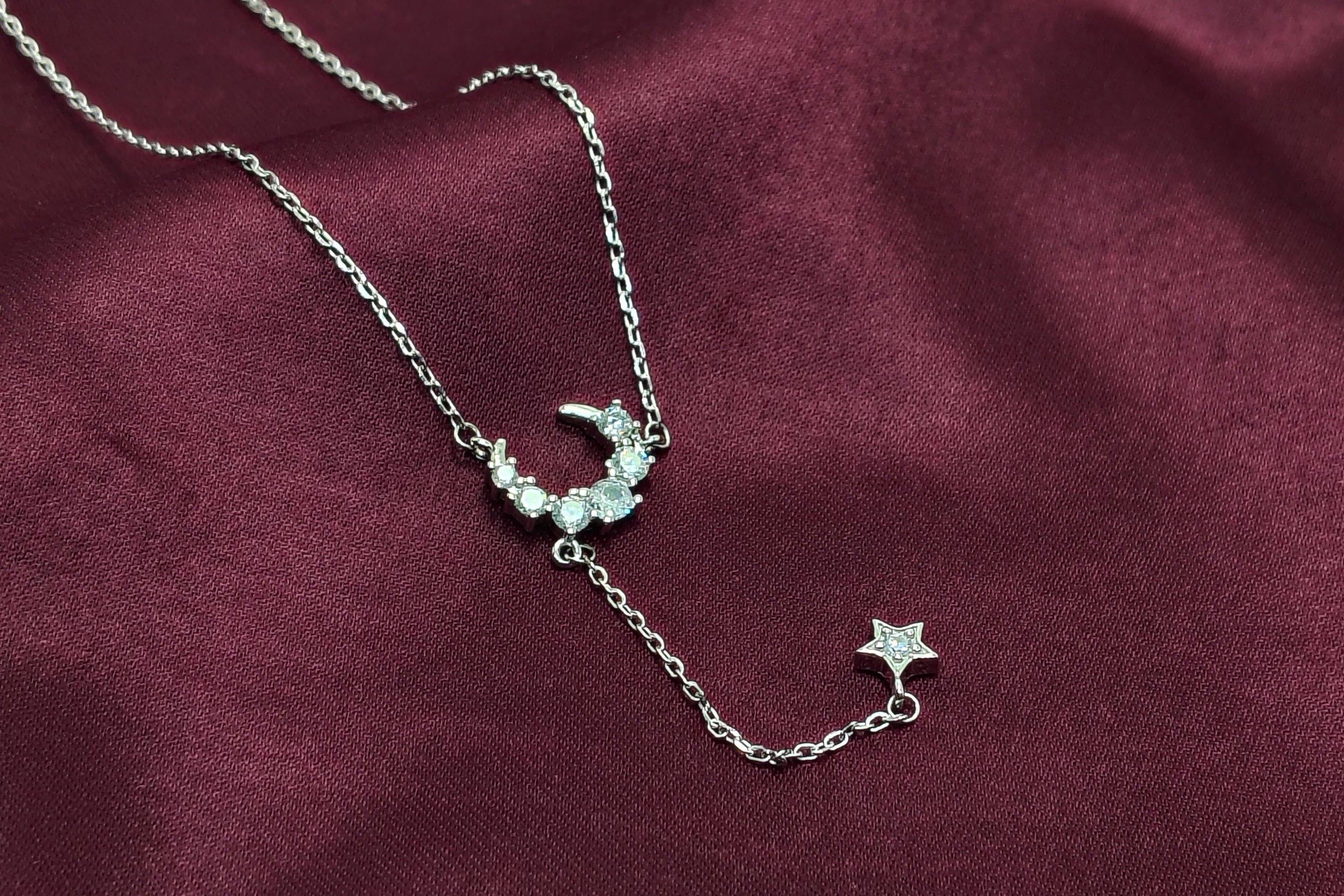 Grand Minimal Sterling 925 Silver Necklace - Make it yours.