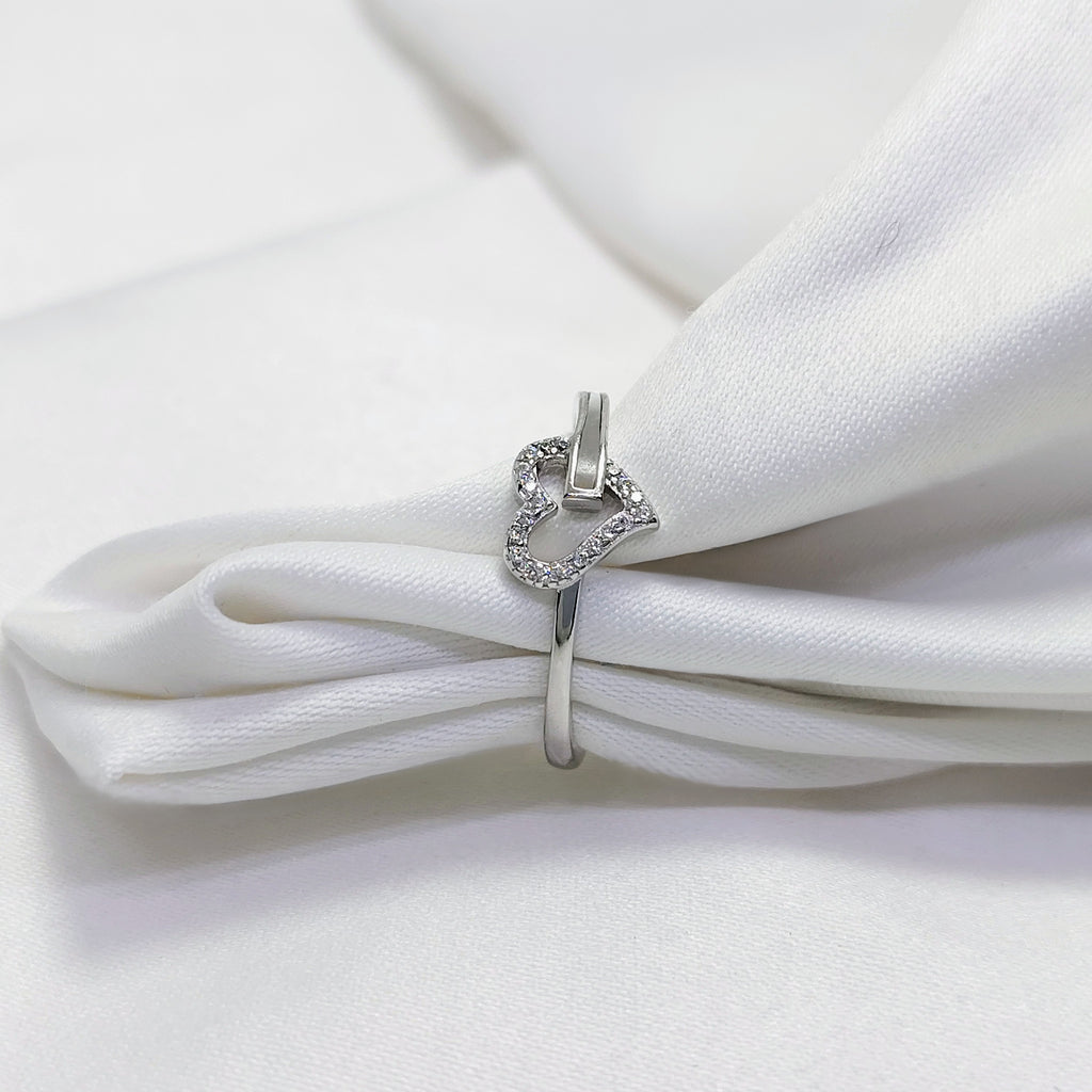 Modern Geometric Heart Ring in 925 Silver – Elegant Adjustable Jewelry