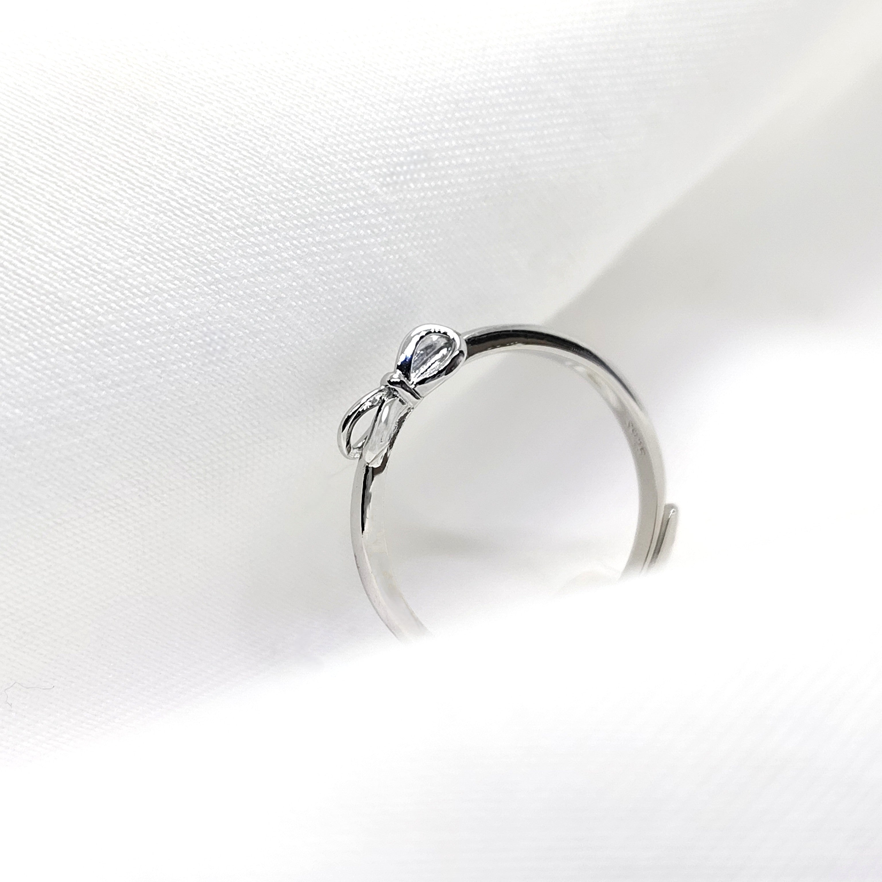 Stylish Adjustable Ring – 925 Silver Minimal Ring | Trendy 2026