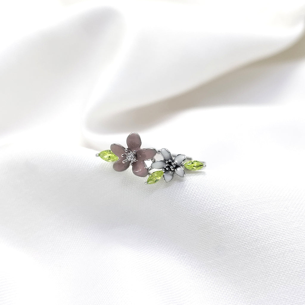 Luxury Three-Stone Ring – Yellow Emerald Design Adjustable Silver Ring