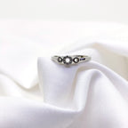 Interlocking Circle Silver Ring