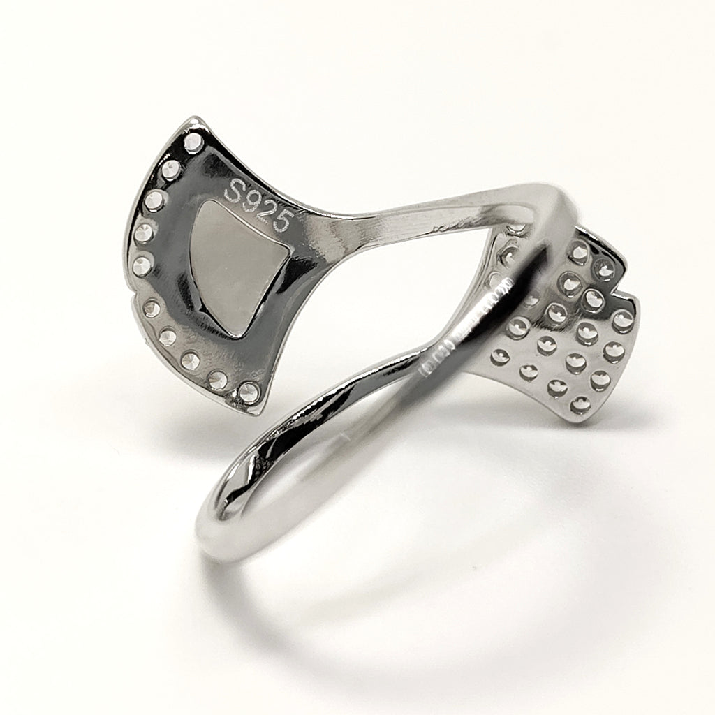 Cross Line 925 Silver Ring – Sleek Criss-Cross Ring for Daily Style