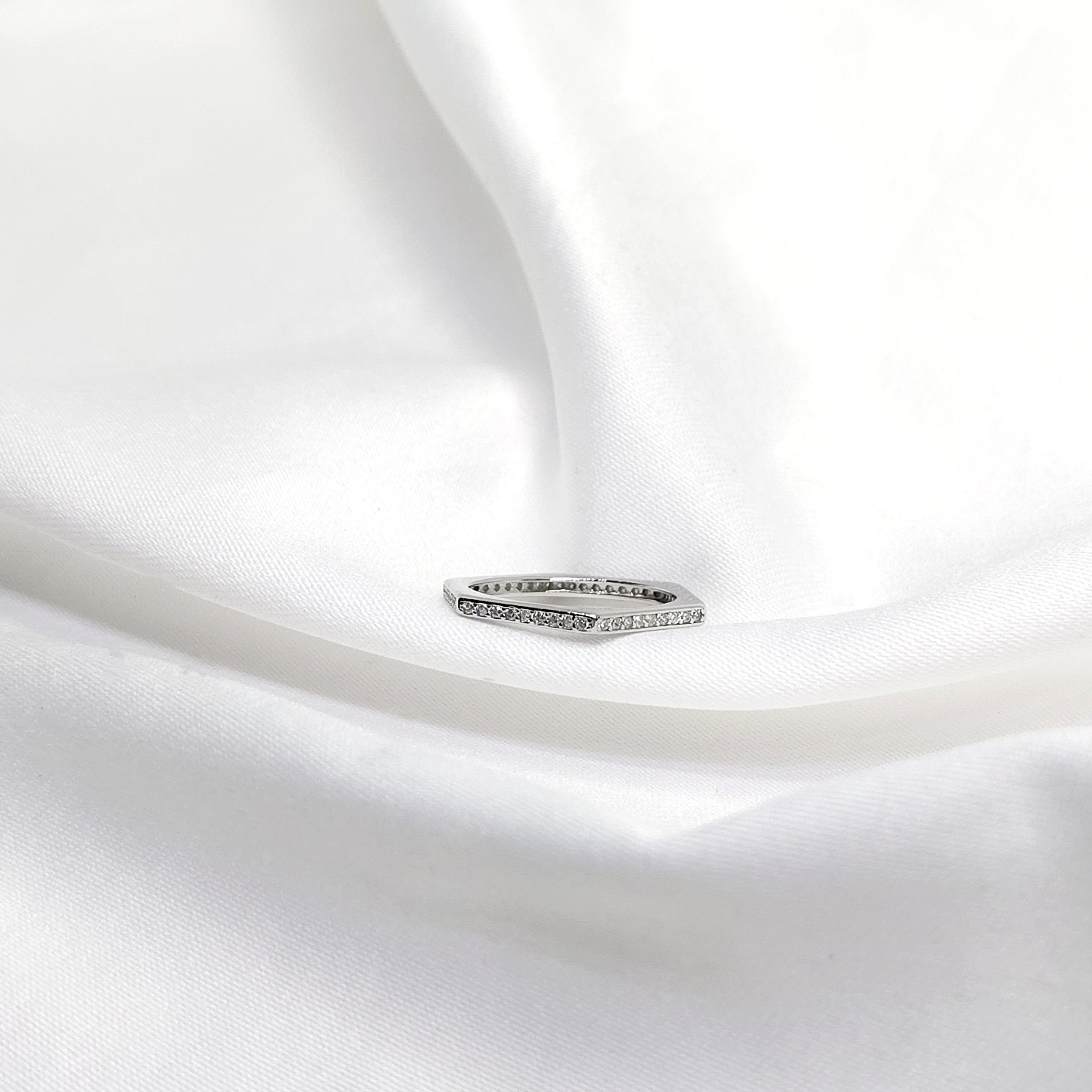 No Second Thought 925 Silver Ring