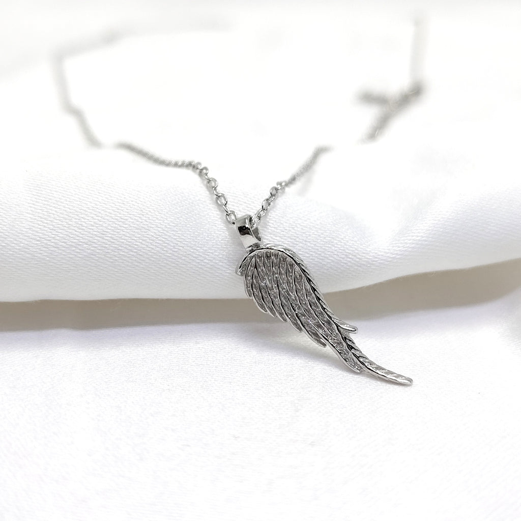 925 Silver Angel Wing Pendant Necklace – Sparkling Minimal Chain for Women
