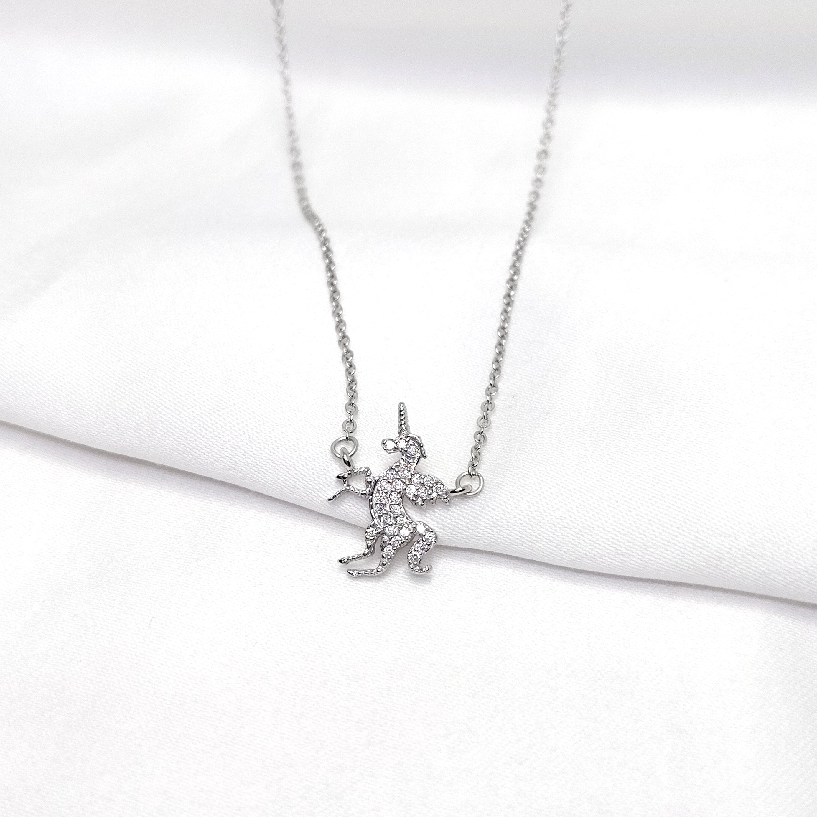 Luxe Loop 925 Silver Necklace