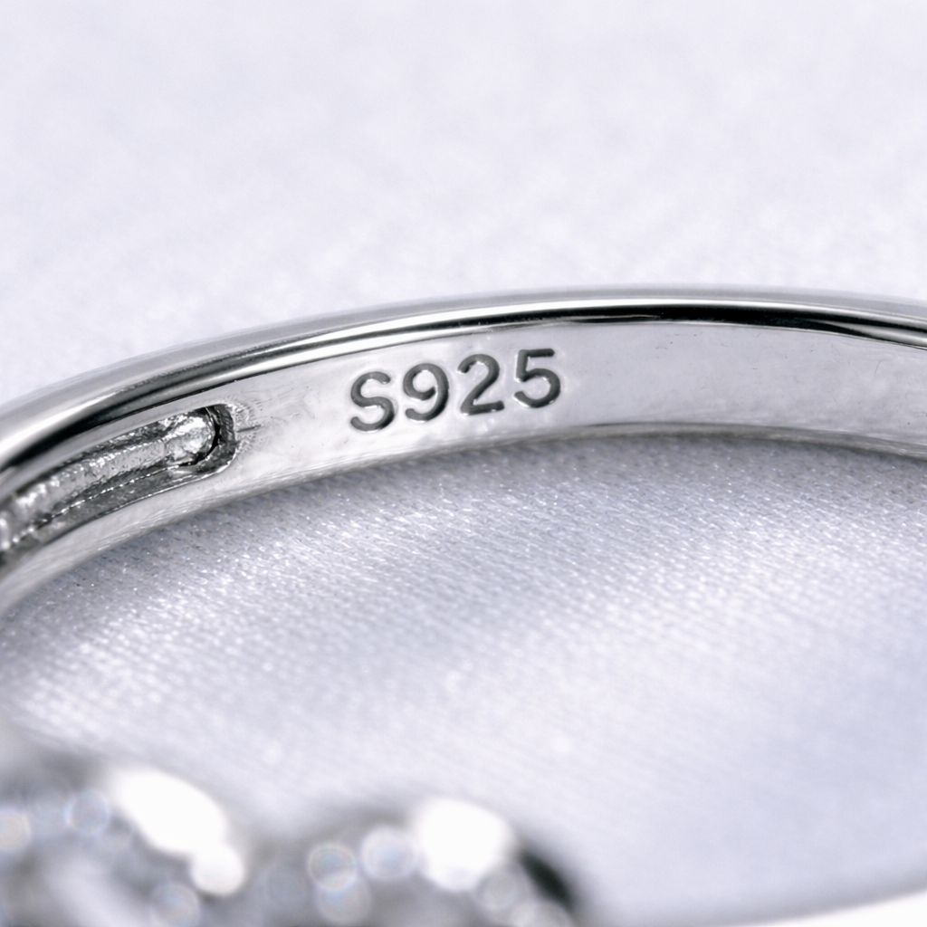 Modern Geometric Heart Ring in 925 Silver – Elegant Adjustable Jewelry