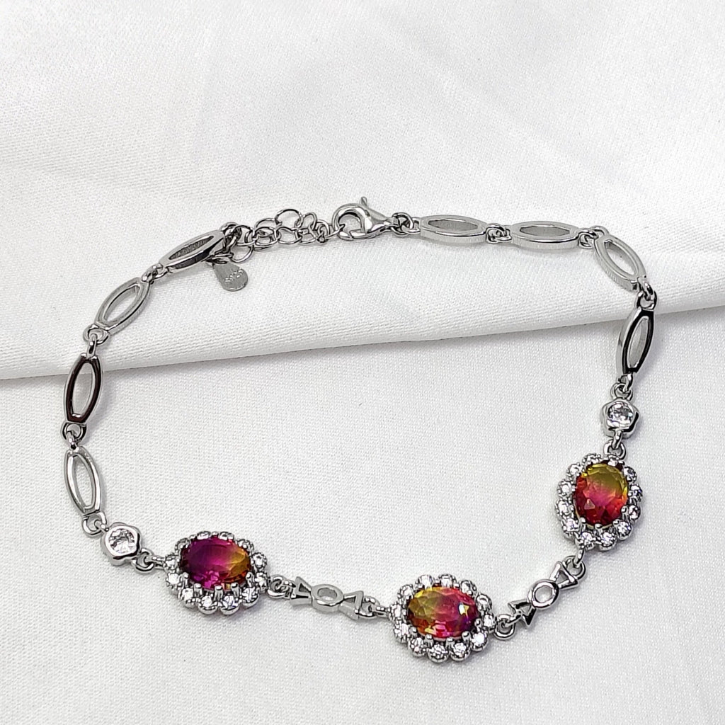 Limited Edition 925 Silver Bracelet - Everyday silver for ambitious women.