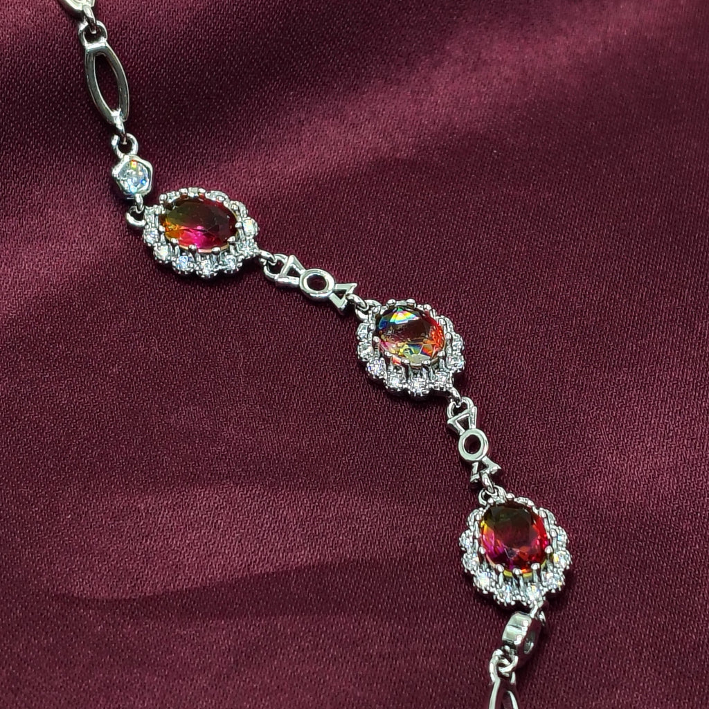 Limited Edition 925 Silver Bracelet - Everyday silver for ambitious women.