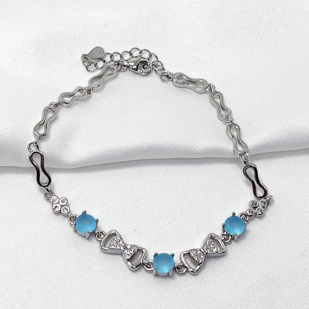 Cloud Blue Loose 925 Silver Bracelet - Celebrate the woman you’ve become.