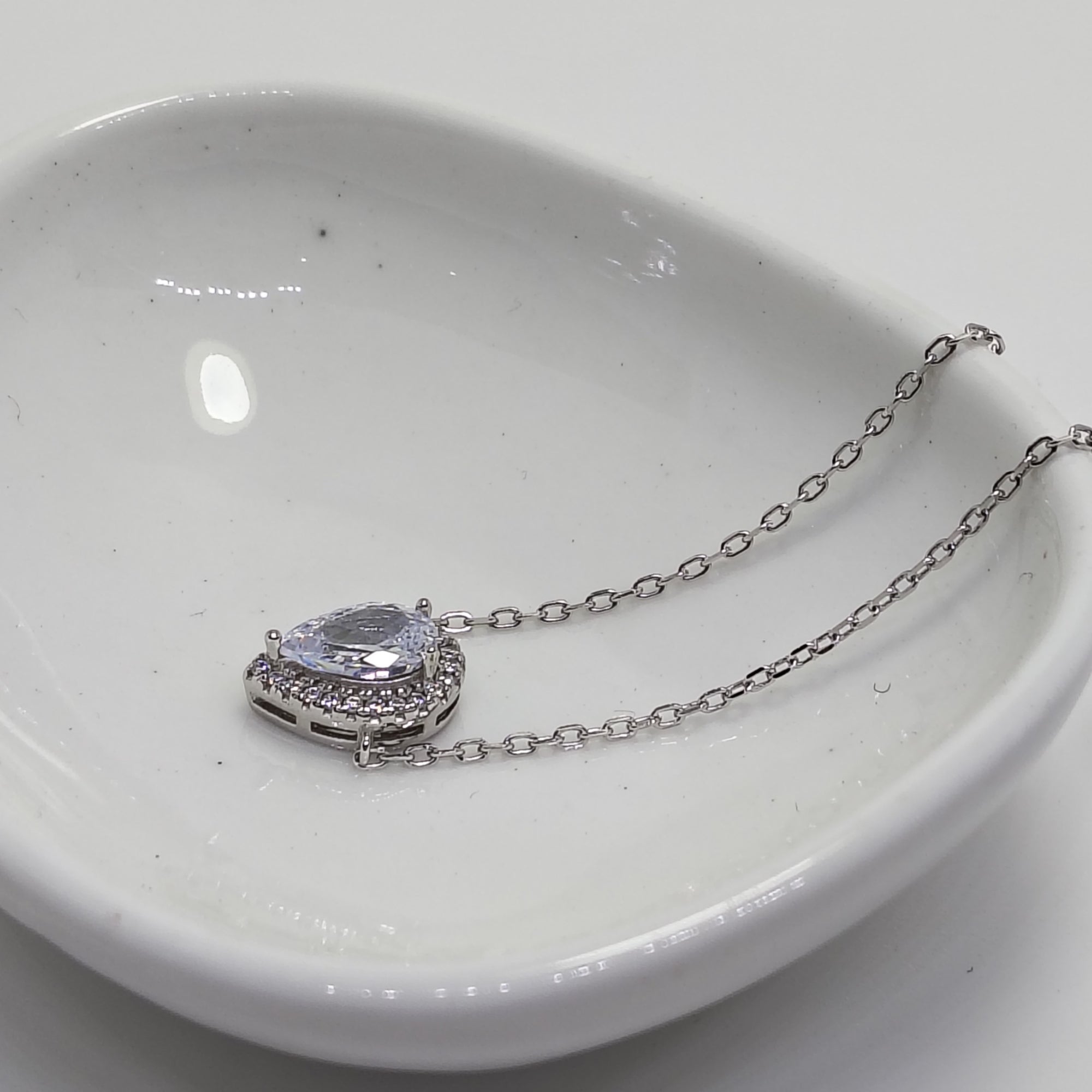 Premium 925 Silver Bracelet - For women who don’t wait — they build.