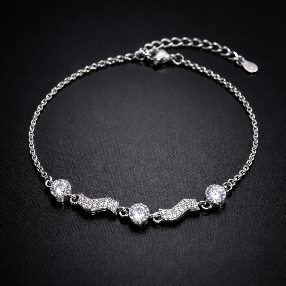 Soft Flow 925 Silver Bracelet - Subtle enough for work, strong enough to be noticed.