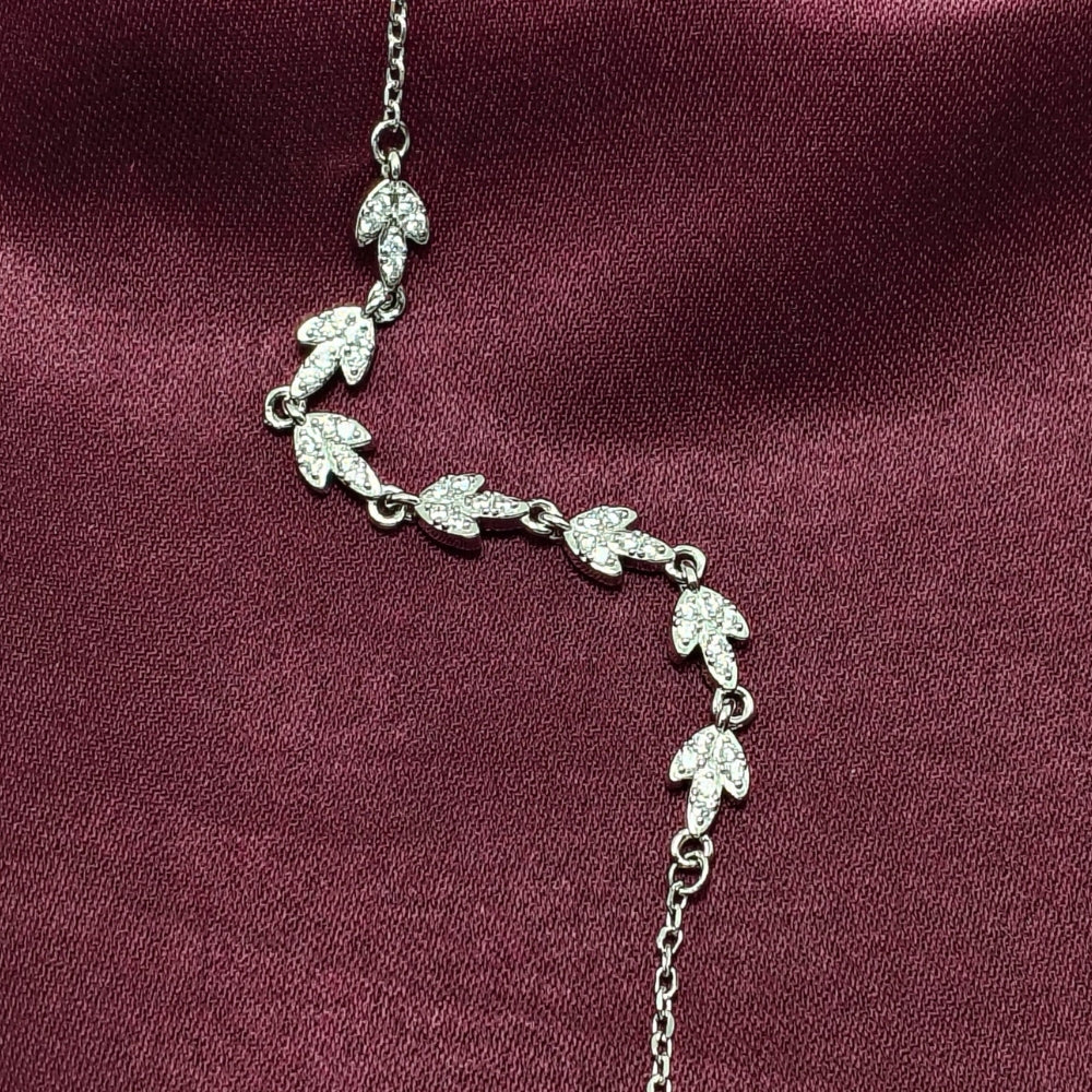 Elegant Flow 925 Silver Bracelet - Subtle enough for work, strong enough to be noticed.